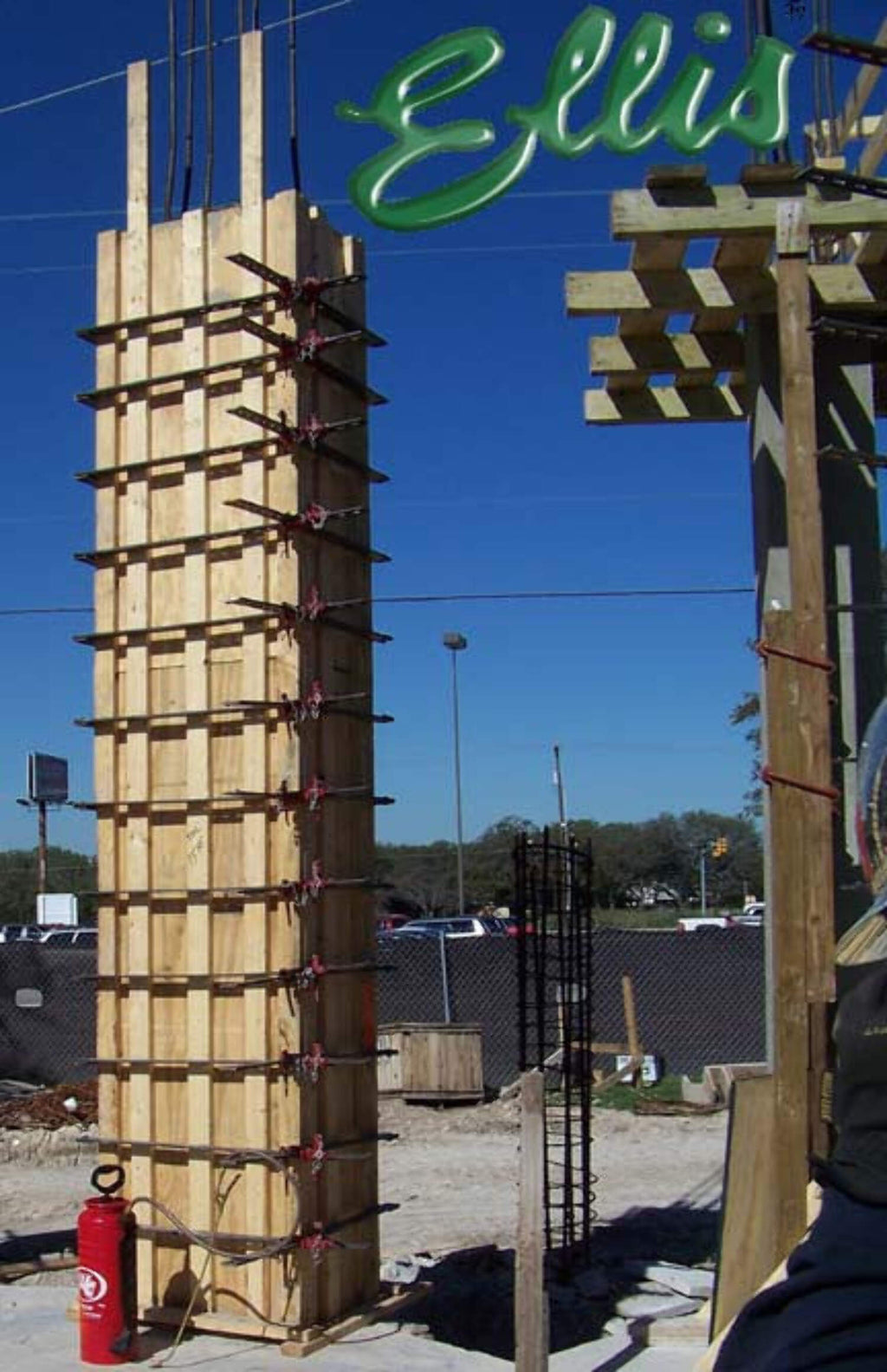Ellis Mfg. Co. - Scissor Column Forming Clamps - Net Concrete Dimensions 10" - 24" - Bar Size 3/8" x 2" x 38"